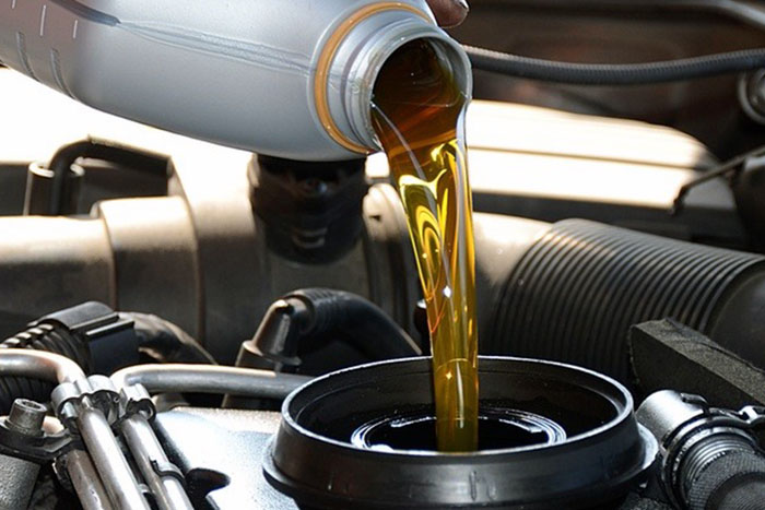 Oil Change and Lube in Middlefield, CT